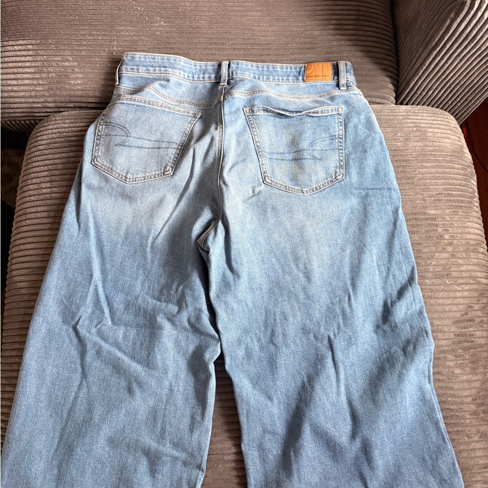 American Eagle Outfitters Light Blue Stretch Denim - Picture 5 of 5